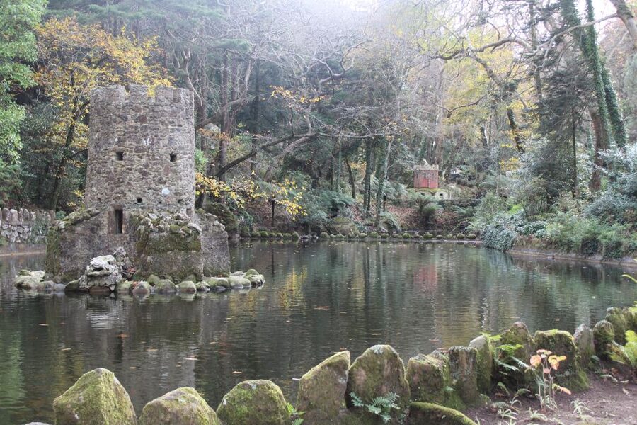 From Lisbon: Sintra, Cabo da Roca, Cascais, & Estoril Tour - Cascais, the former royal retreat