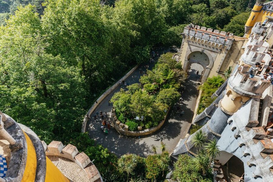 From Lisbon: Sintra & Cascais Small Group Tour with Tickets - Boca do Inferno, the Devil’s Mouth