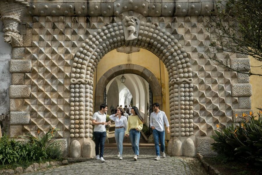 From Lisbon: Sintra, Pena Palace & Cabo da Roca Hiking Tour - Should you book this Sintra and Cabo da Roca tour?