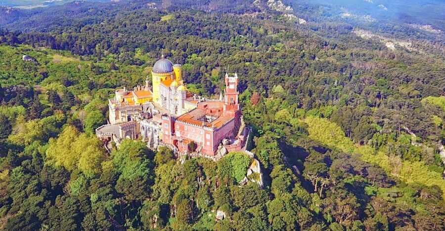 From Lisbon: Sintra Pena Palace Cascais 8-People Group Tour - Transport, walking, and what to pack