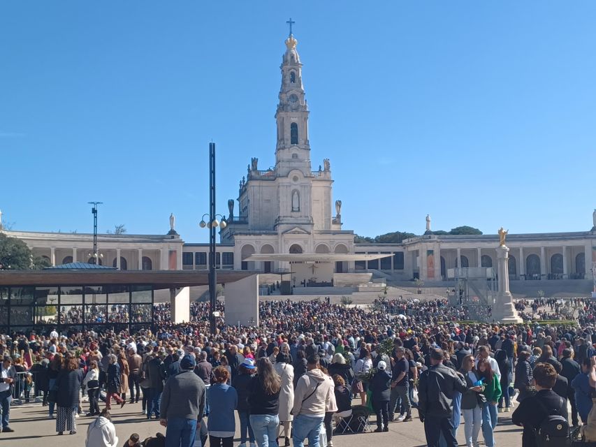 From Lisbon: Small Group Fátima & Little Shepherds Town Tour - The guides make the difference