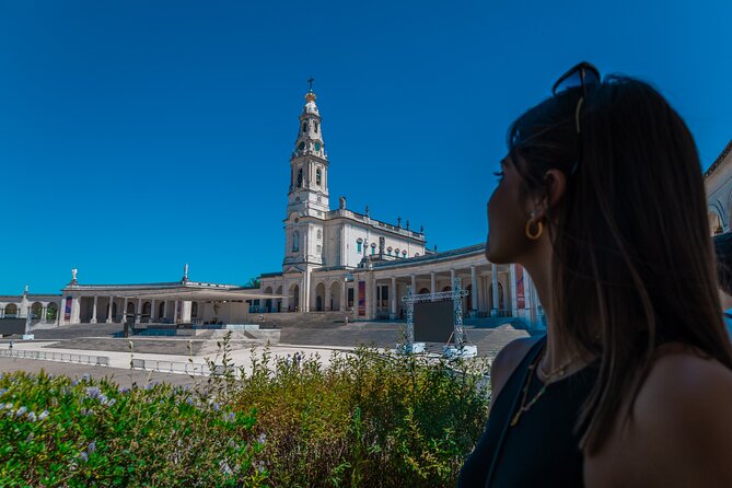 From Lisbon: Small Group to Pena Palace, Nazaré & Fátima - Starting in Lisbon with a small group