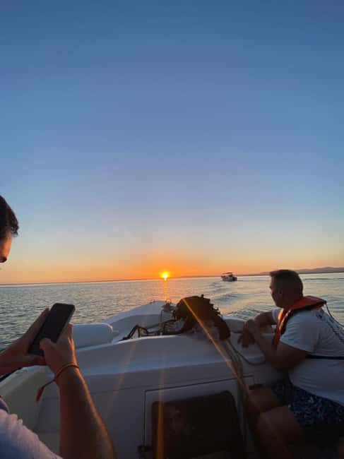 From Olhão: Ria Formosa Sunset Island Tour - Who will enjoy this island tour most?