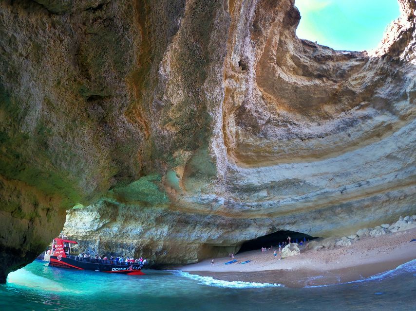 From Portimão: 2-Hour Catamaran Tour to Benagil Caves - Practical ways to make the outing better