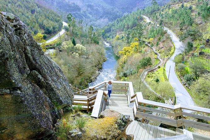 From Porto: Aveiro, Paiva Walkways, Suspension Bridge and Lunch - Who should book this experience?
