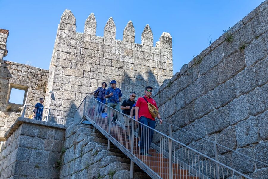 From Porto: Braga and Guimarães Full-Day Trip - Guimarães Castle and the birthplace of Portugal