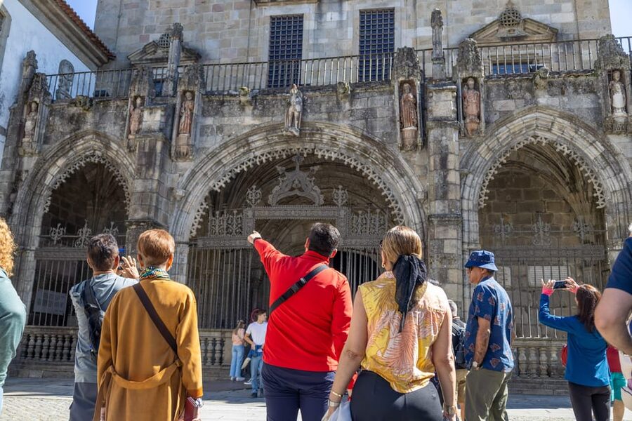 From Porto: Braga and Guimarães Full-Day Trip - How much walking and waiting to expect