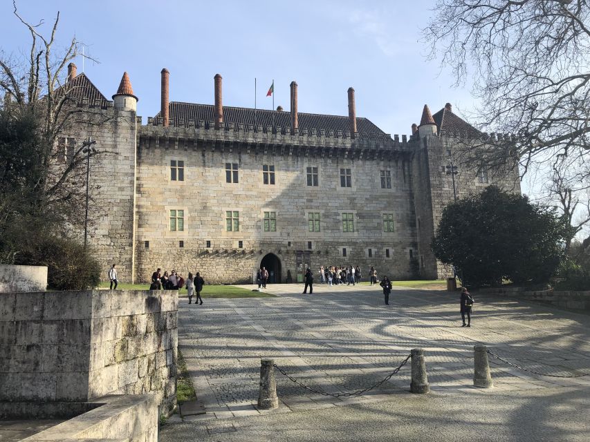 From Porto: Braga & Guimarães with Lunch Small Group Tour - A Portuguese lunch with Vinho Verde