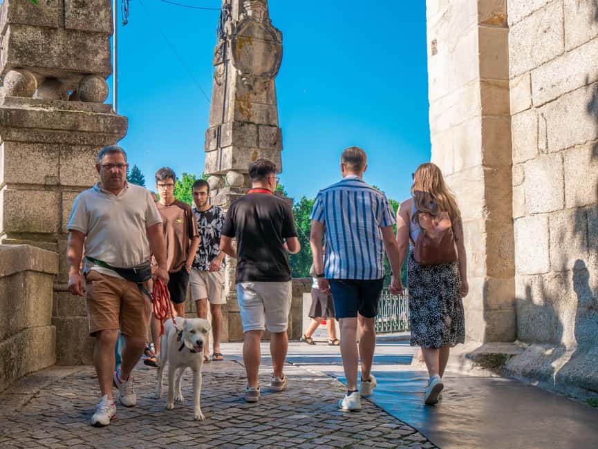 From Porto: Douro Valley Wine Tour with Lunch and Cruise - Pinhão and the 45-minute river cruise