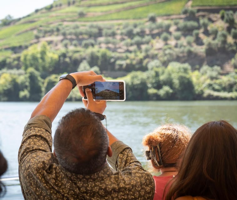 From Porto: Premium Douro Valley Small-Group Wine Tour - Second winery: a different producer’s point of view