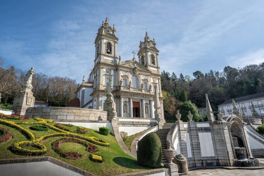 From Porto: Viana do Castelo, Braga and Guimarães Day Tour - Key points at a glance