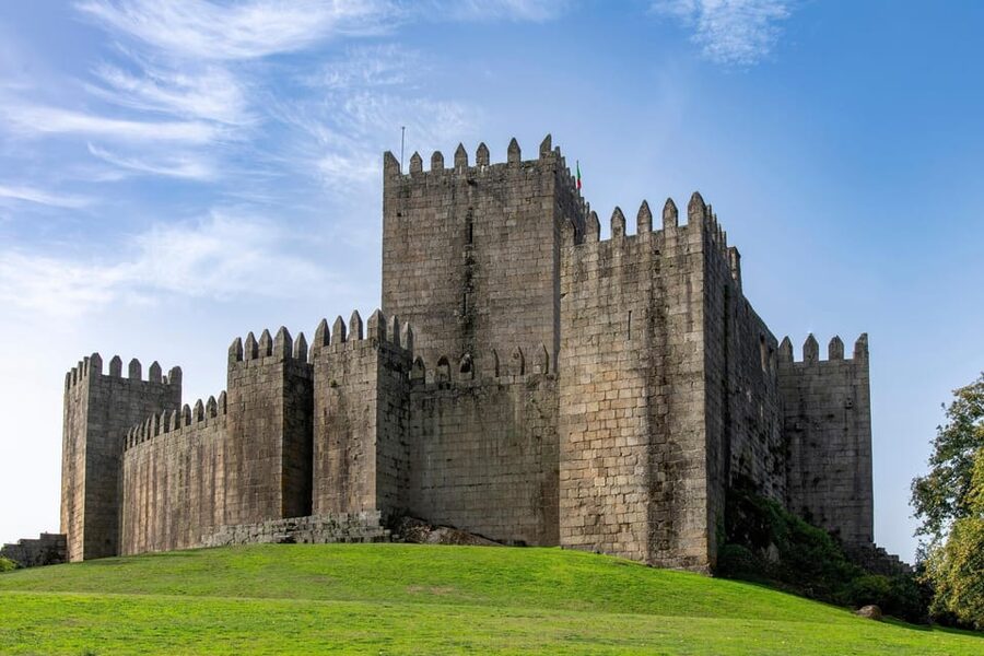 From Porto: Viana do Castelo, Braga and Guimarães Day Tour - The guides shape the experience