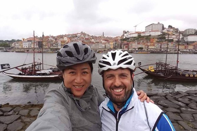 From Porto with view to Gaia: Private Bike Tour #DuckSideOfPorto - Massarelos and the Confraria das Almas do Corpo Santo