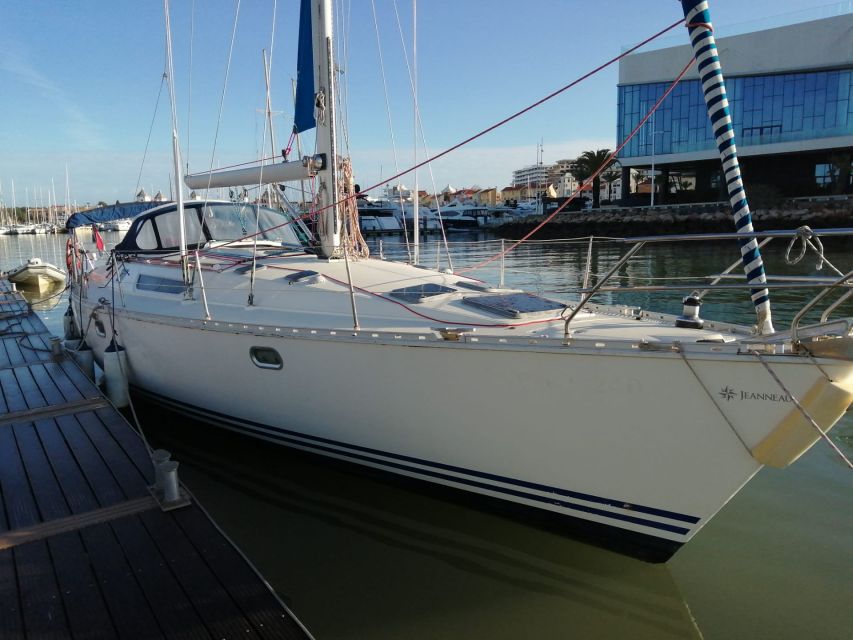 From Vilamoura: Sunset Tour on a Luxury Sailing Yacht - Cruising toward Falésia and Albufeira