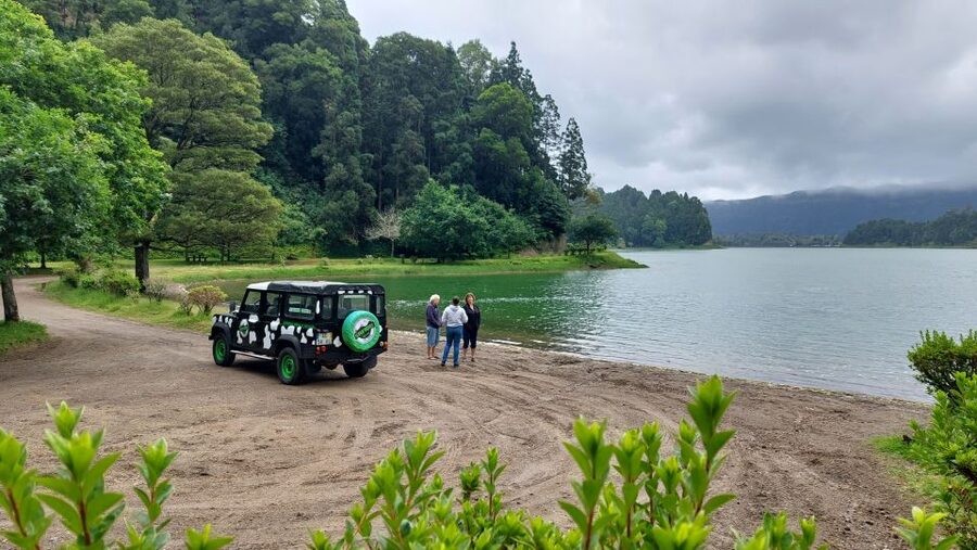 Full Day Sete Cidades + Lagoa do Fogo - Salto do Cabrito and São Miguel’s volcanic power
