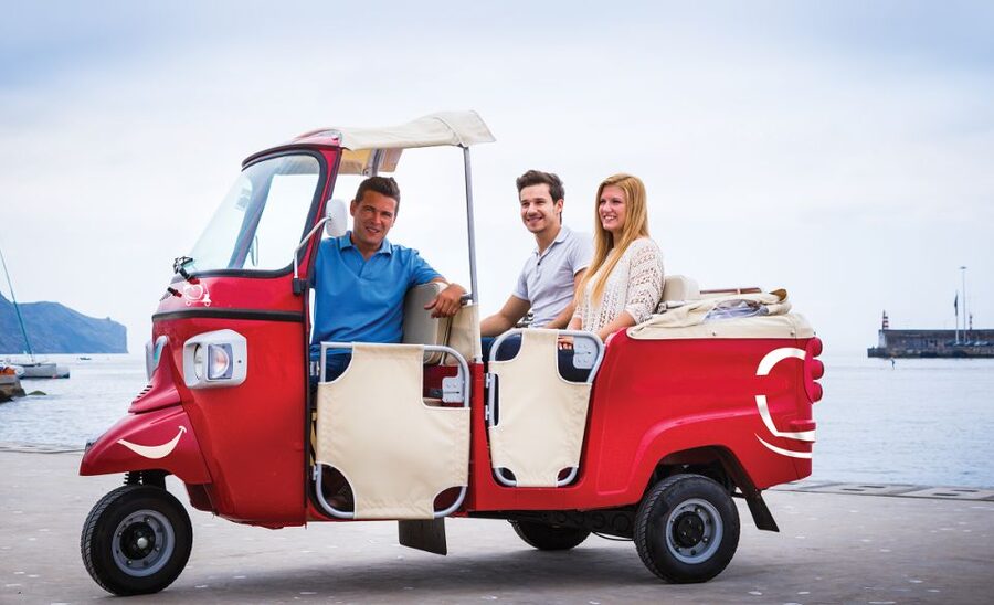 Funchal: Best Viewpoints Guided Tuk Tuk Tour - Starting in the 16th-century Old Town