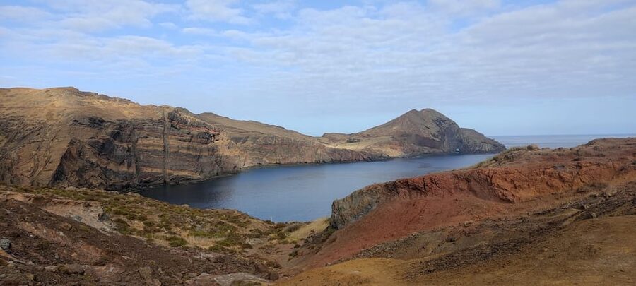 Funchal: Caniçal Ponta São Lourenco Hiking Transfer - Café, beach, and optional boat return