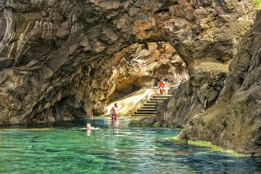 Funchal: Enchanted Terraces, Porto do Moniz & Fanal 4WD Tour - Why this 4x4 route works so well