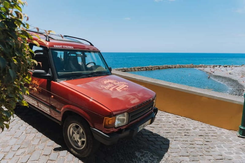 Funchal: Full-day Off-road Tour in West Madeira with Pickup - Véu da Noiva waterfall from the roadside