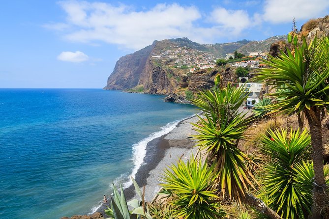 Funchal Hop-On Hop-Off Tour 3 in 1 - Starting at Avenida do Mar and the marina