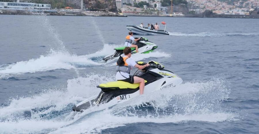 Funchal: Jet Ski Circuit - Learning the controls before you ride