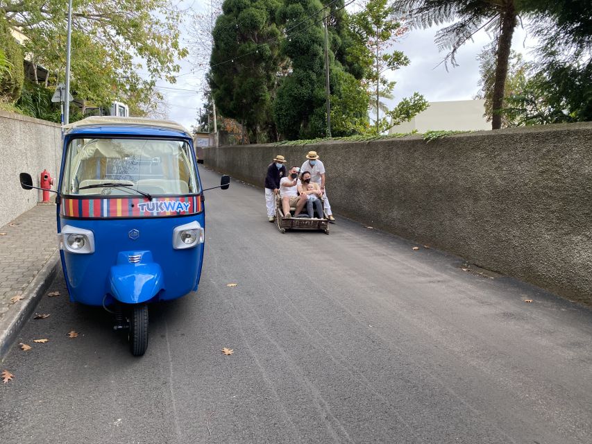 Funchal: Monte Tropical Garden & Toboggan Ride by Tuk Tuk - A tuk-tuk route from Funchal to Monte