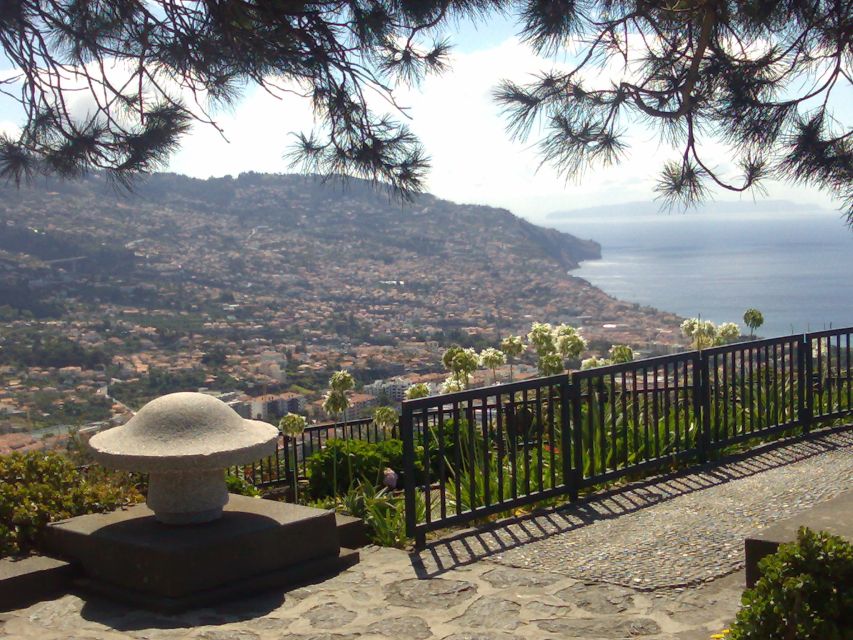 Funchal: Nuns Valley Half Day Tour - Eira do Serrado and the great view into Nuns Valley