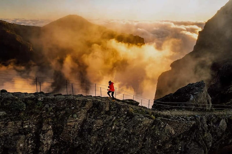 Funchal: Sunrise Pico do Arieiro & Ruivo/Larano HikeTransfer - Why this sunrise trip works so well