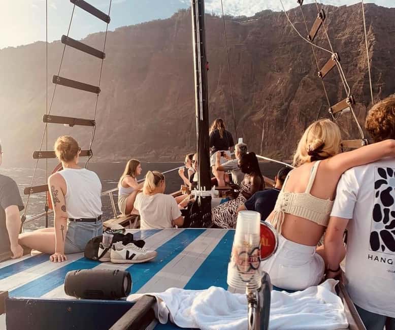 Funchal: Sunset Tour on Traditional Madeiran Boat w/ Drinks - Cabo Girão and the chance to swim