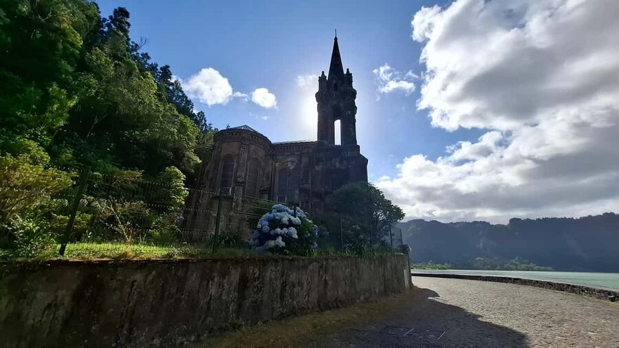 Furnas: Volcano Crater, Lake, Tea Plantation, and Waterfall - Why this east São Miguel tour works