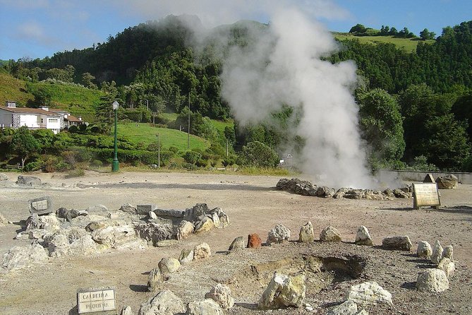 Furnas Volcano & Tea Plantation With Traditional Lunch, East Tour - Santa Iria viewpoint and the north coast