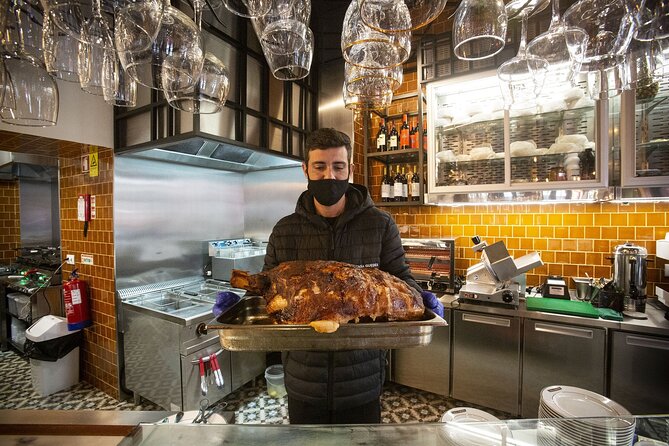 Half-Day Walking Tour Tasting Local Food in Porto - The guide makes the difference