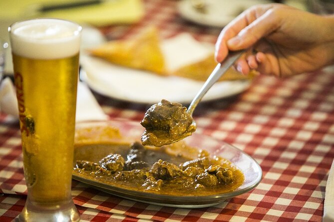 Hidden Flavors of the Hillside: Mouraria & Graça - A snack and a pause at Jardim da Cerca da Graça