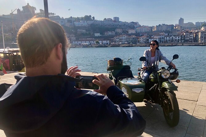 Highlights of Porto on a glamorous sidecar - Half Day - Blue tiles away from the biggest crowds