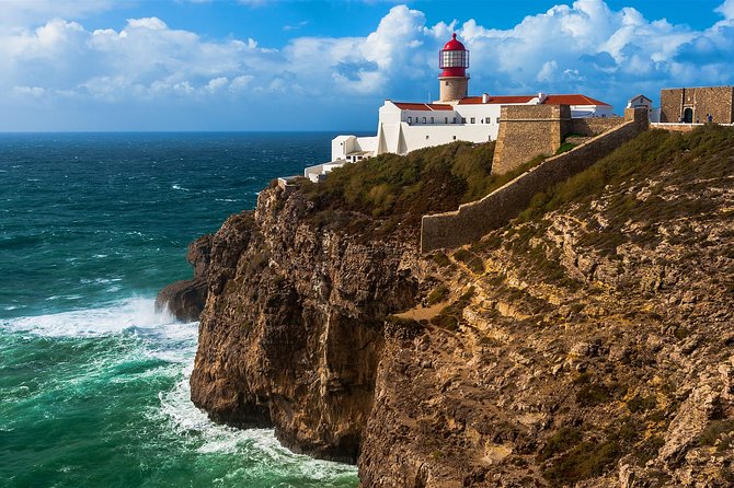 Historical Algarve - Full-Day Trip - What the guide adds to the drive