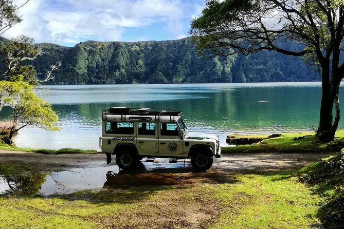 Jeep Tour Full Day Sete Cidades & Lagoa do Fogo with lunch and drinks included. - The guides are a major part of the value