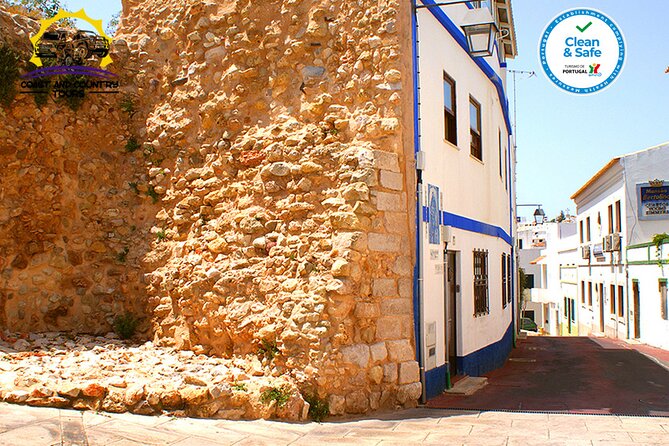 Jeep Tour of the City and Coast of Albufeira - Guide quality makes the difference