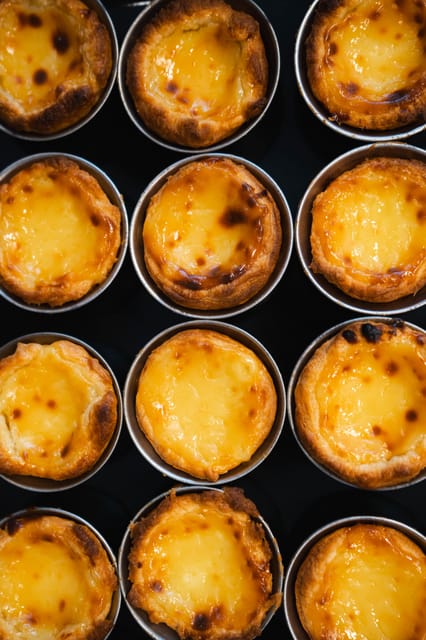 Lagos: Bake Pastel de Nata – Class in Lagos, Algarve - Entering the Lagos kitchen