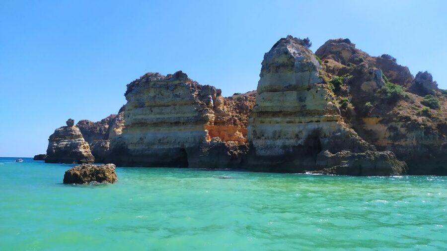 Lagos: Boat Trip to Grottos of Ponta da Piedade and Caves - Setting out from Avenida dos Descobrimentos