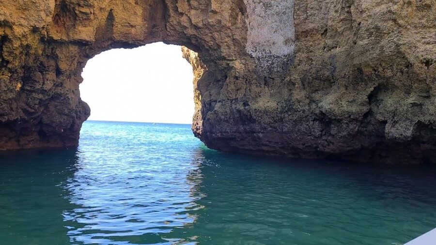 Lagos: Boat Trip to Grottos of Ponta da Piedade and Caves - Reading the cliffs, arches, and caves from sea level