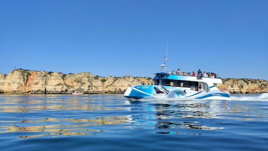 Lagos: Dolphins & Caves - Catamaran - Leaving Marina de Lagos for the Atlantic