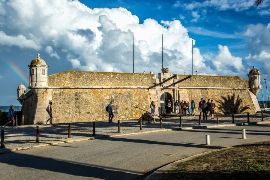 Lagos: Old Town, New Town, and Beaches Tuk Tuk Tour - Key points to know before booking