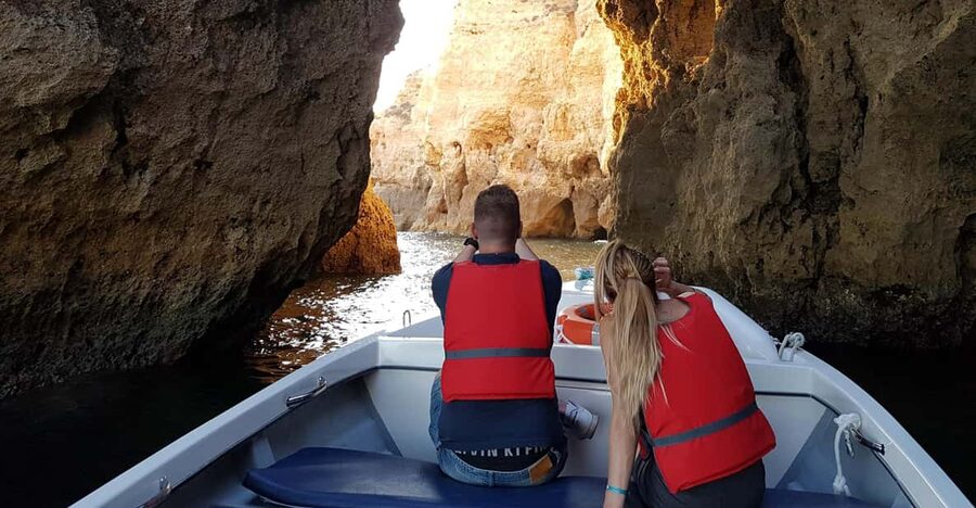 Lagos: Ponta da Piedade Grotto 1-Hour Tour with Local Guide - Key points at a glance