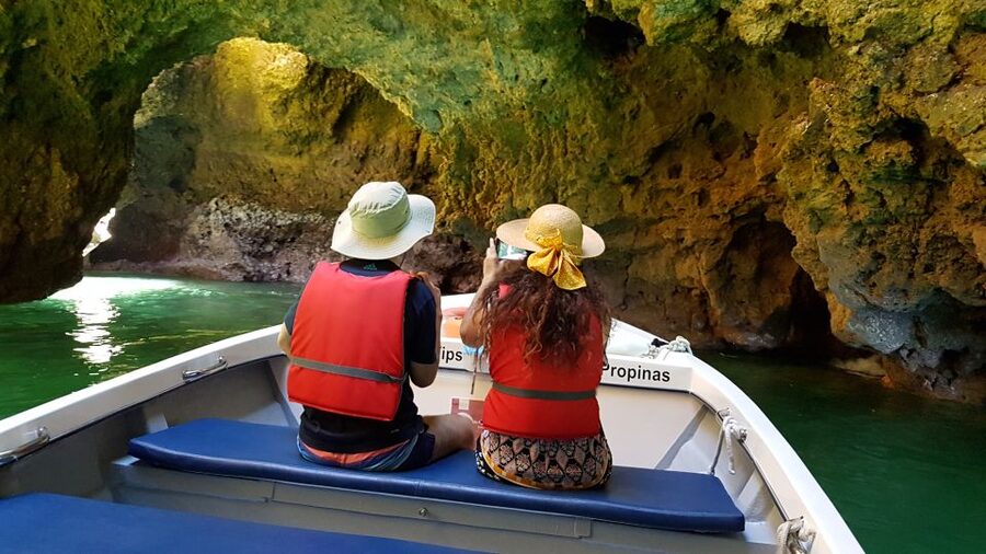 Lagos: Ponta da Piedade Grotto 1-Hour Tour with Local Guide - Through the Siamese Twins and Arch of Triumph