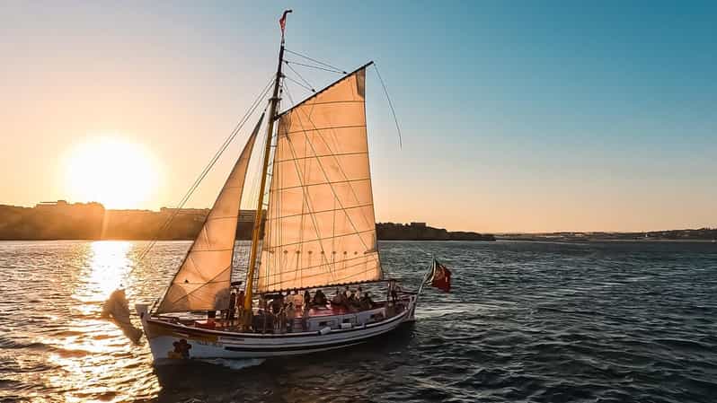 Lagos: Sunset Sail aboard a Traditional Boat with Prosecco - Prosecco, paid drinks, and the onboard mood