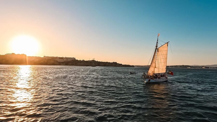 Lagos: Sunset Sail aboard a Traditional Boat with Prosecco - Booking details that matter