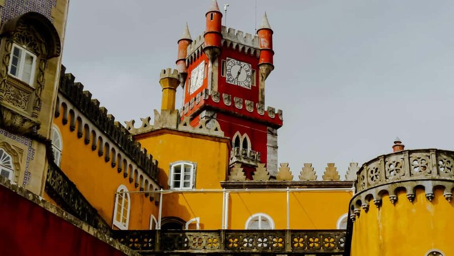 Lisboa: Sintra, Pena Palace, Cabo da Roca Coast and Cascais - Guincho Beach and the Atlantic edge