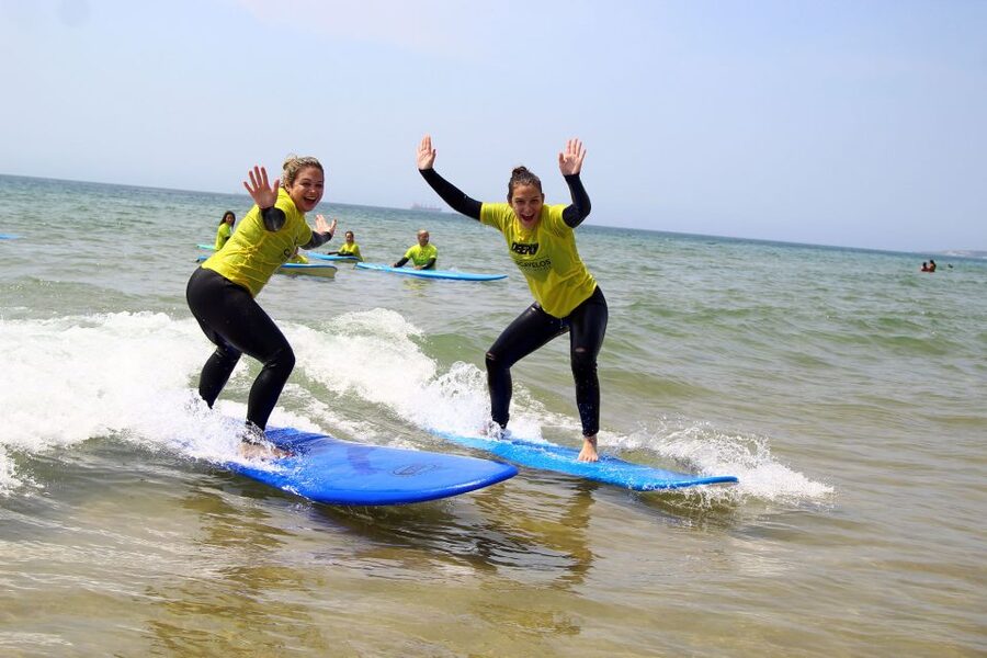 Lisbon: 1.5-Hour Surf Lesson - Cancellation and booking flexibility