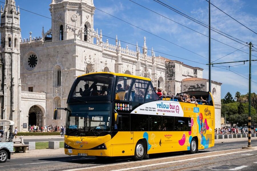 Lisbon: 1-or 2-Day Hop-On Hop-Off Bus Tour - The Modern Lisbon route toward Parque das Nações