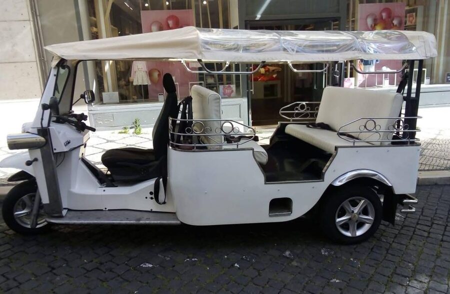 Lisbon: 3-Hour Sightseeing Tour by Tuk-Tuk - What the three hours feel like